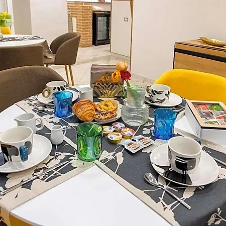 Dali Hotel *